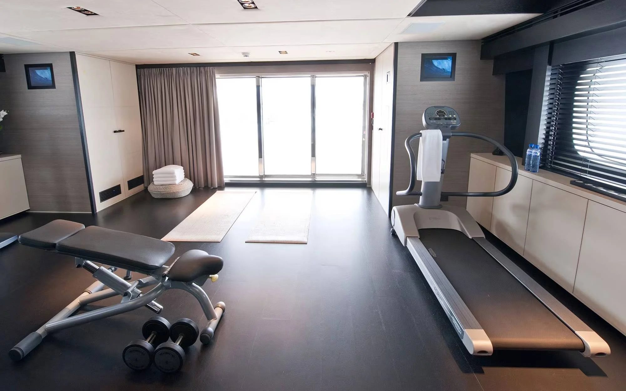 An image of Latitude yacht