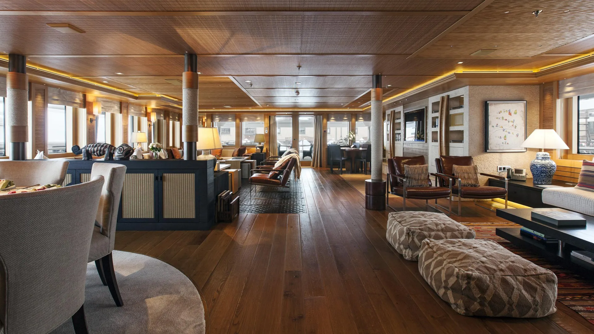 An image of Naia yacht