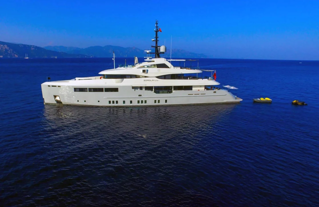 An image of Quasar yacht