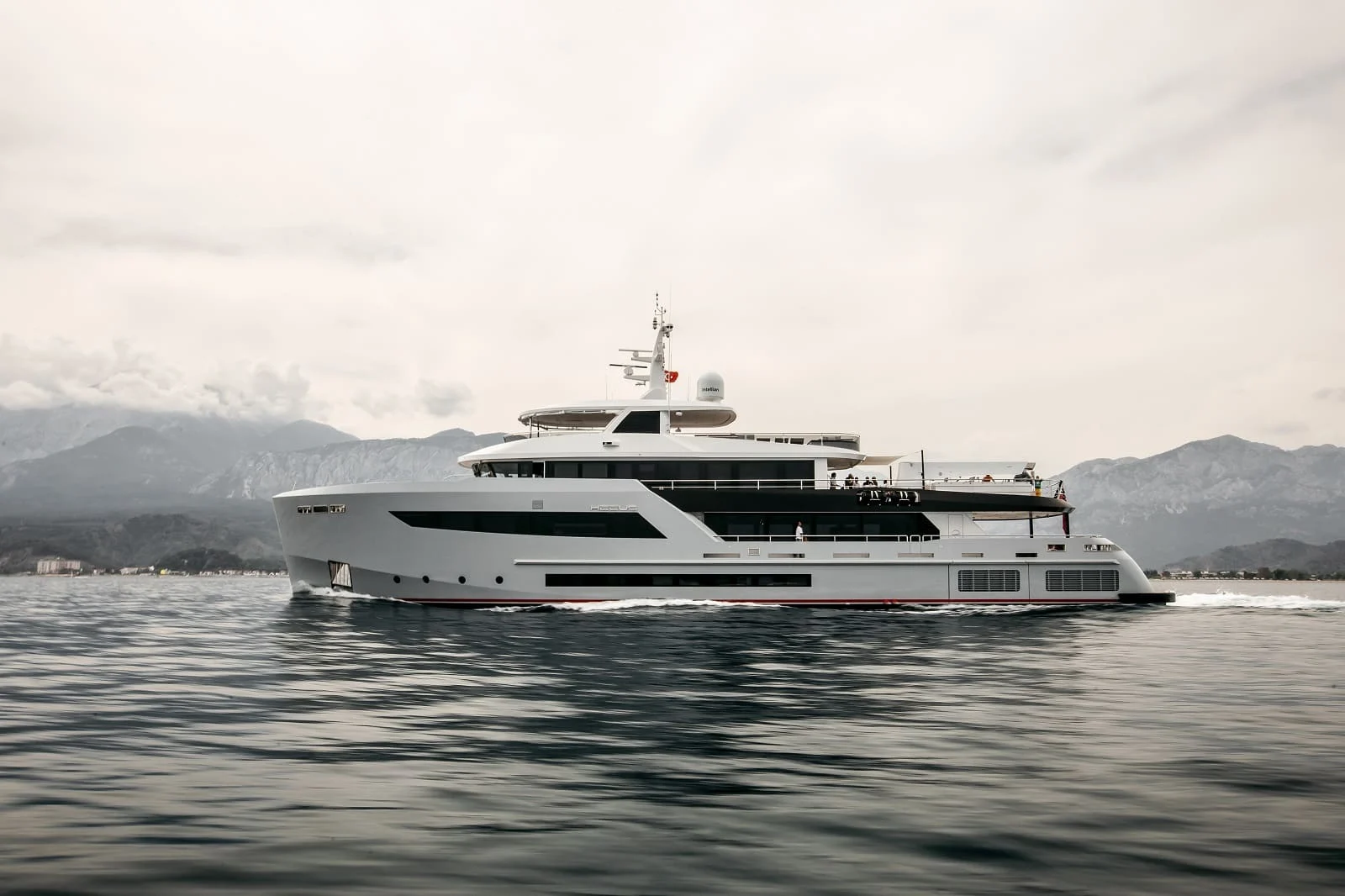 An image of Heeus yacht