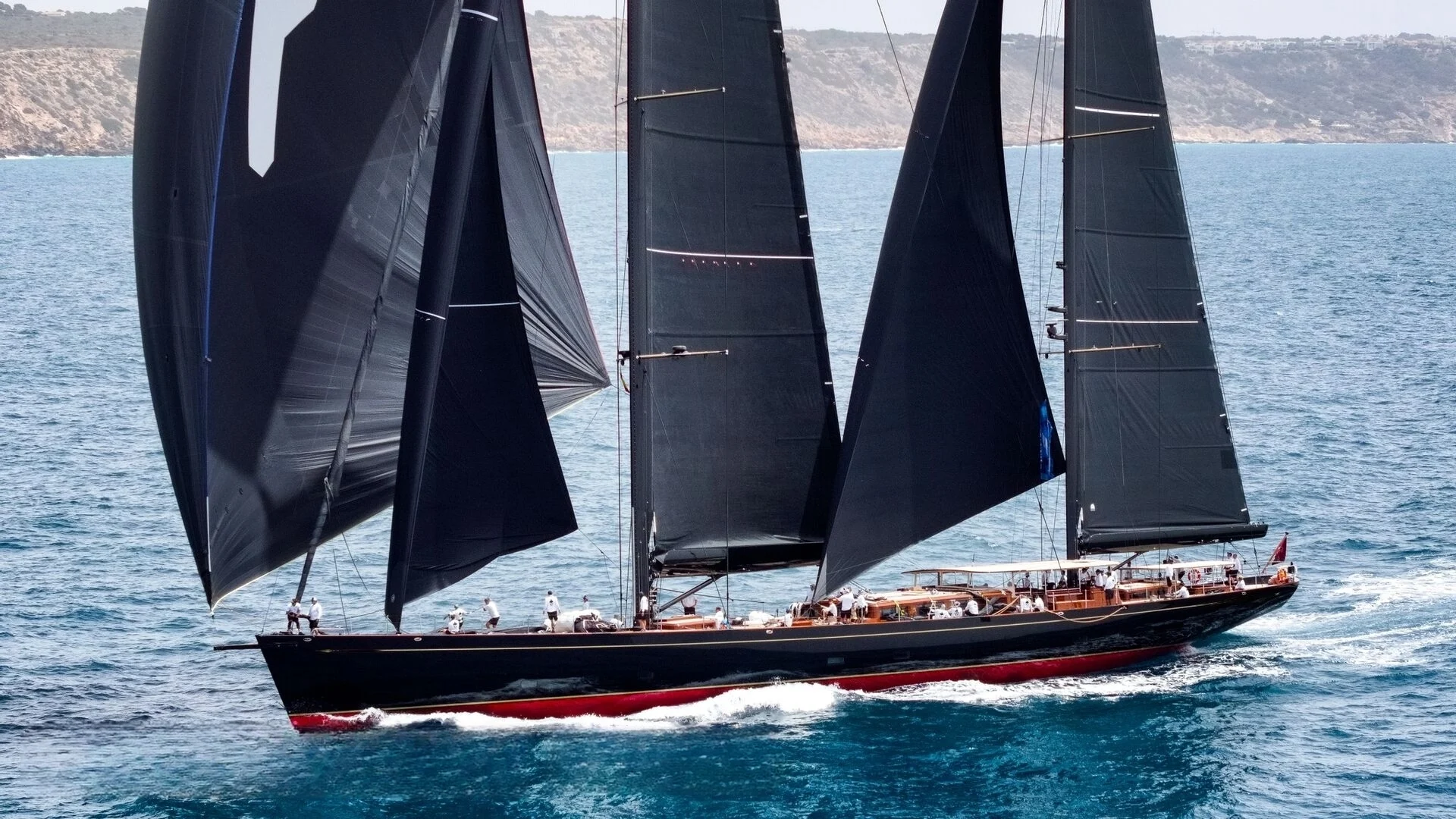 An image of Maximus yacht