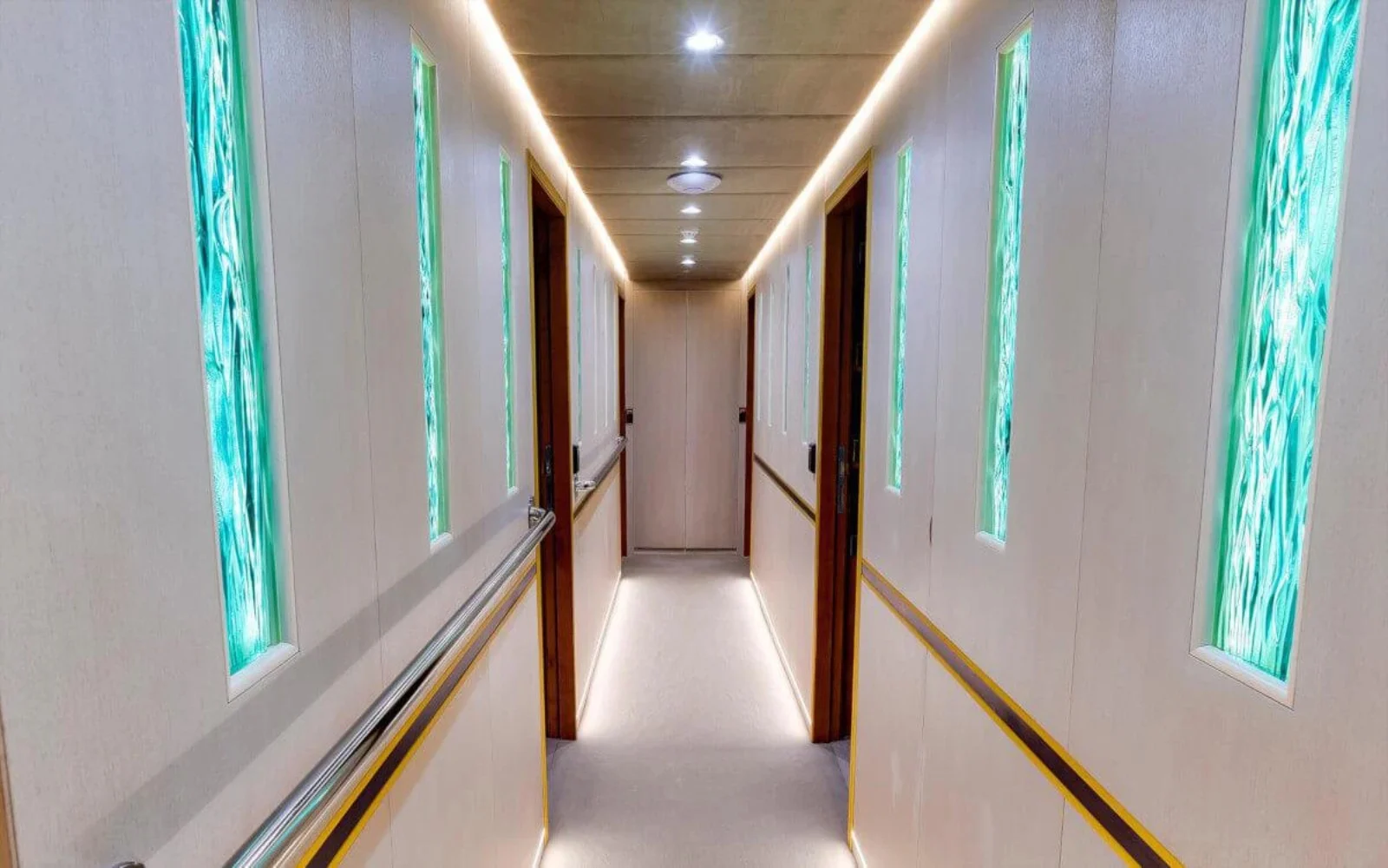 An image of Life Is Good yacht