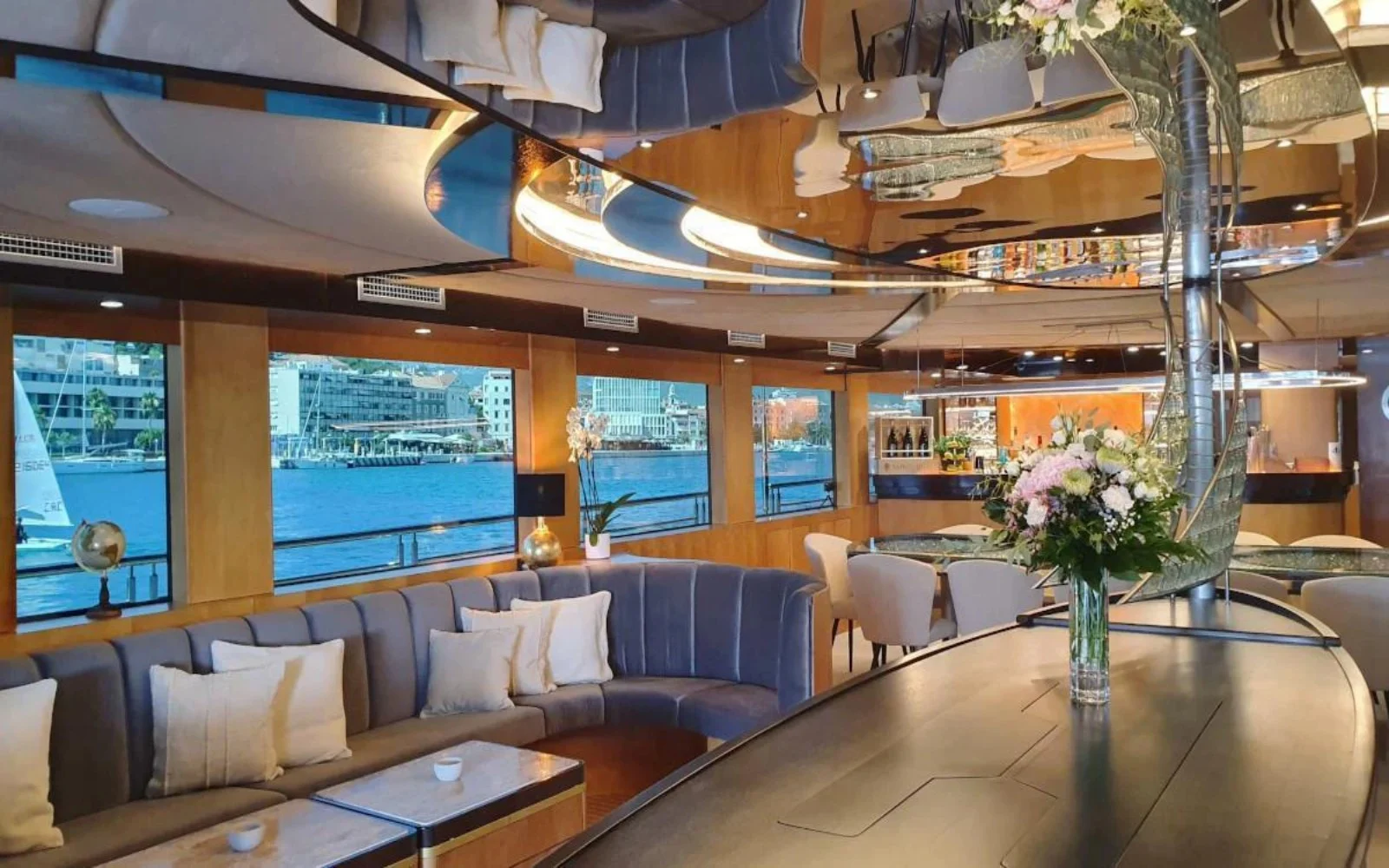 An image of Life Is Good yacht