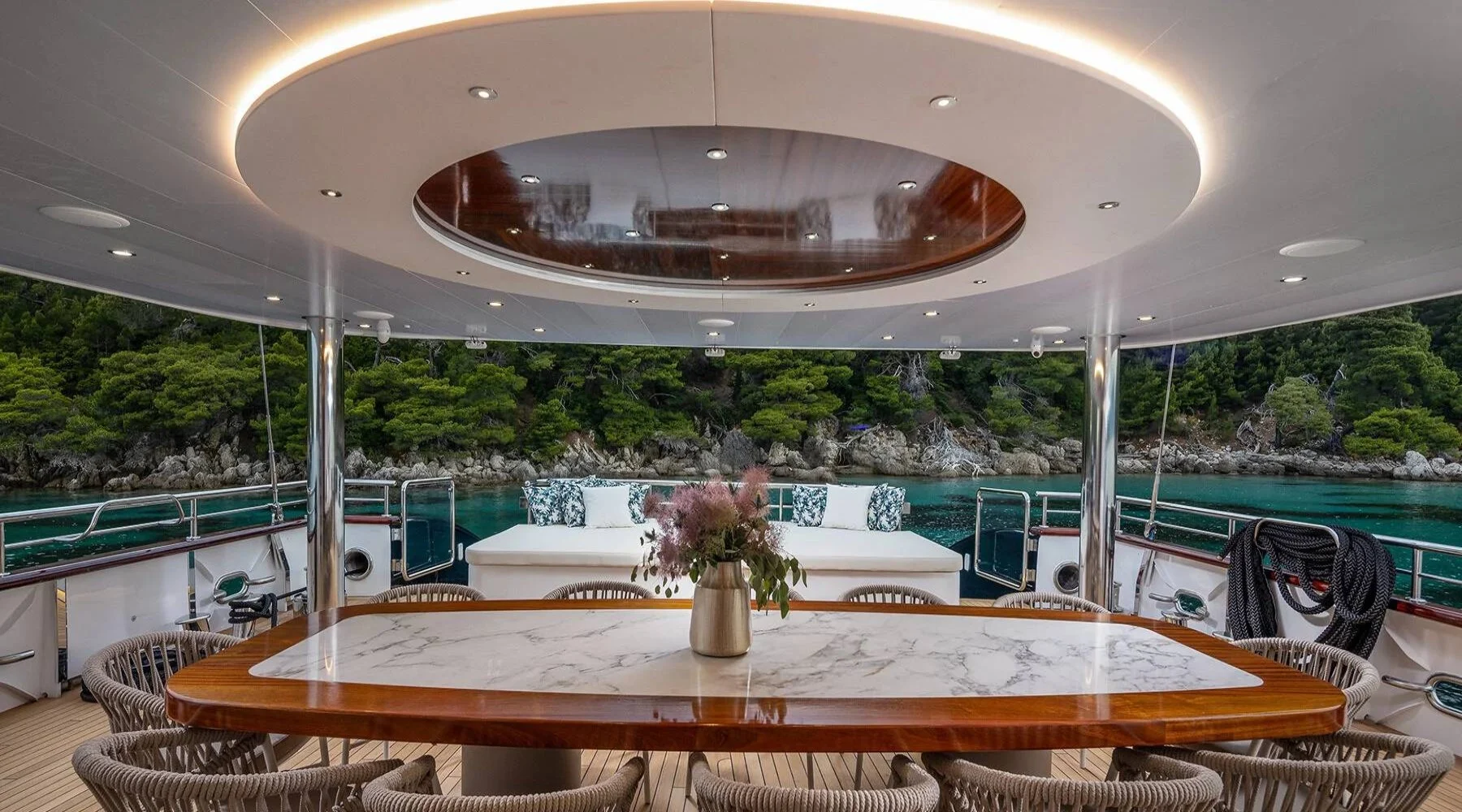 An image of Nocturno yacht